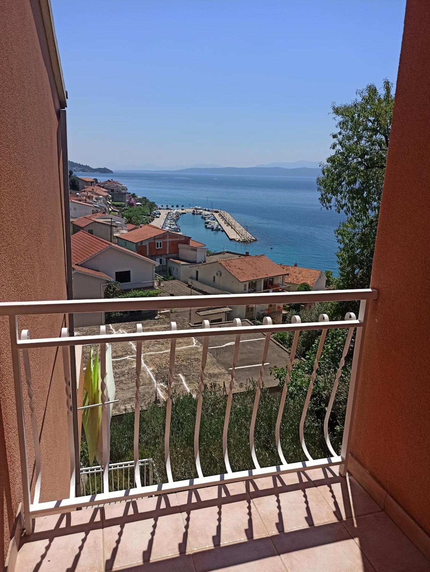Apartments By The Sea Podgora, Makarska - 2593 Exterior photo
